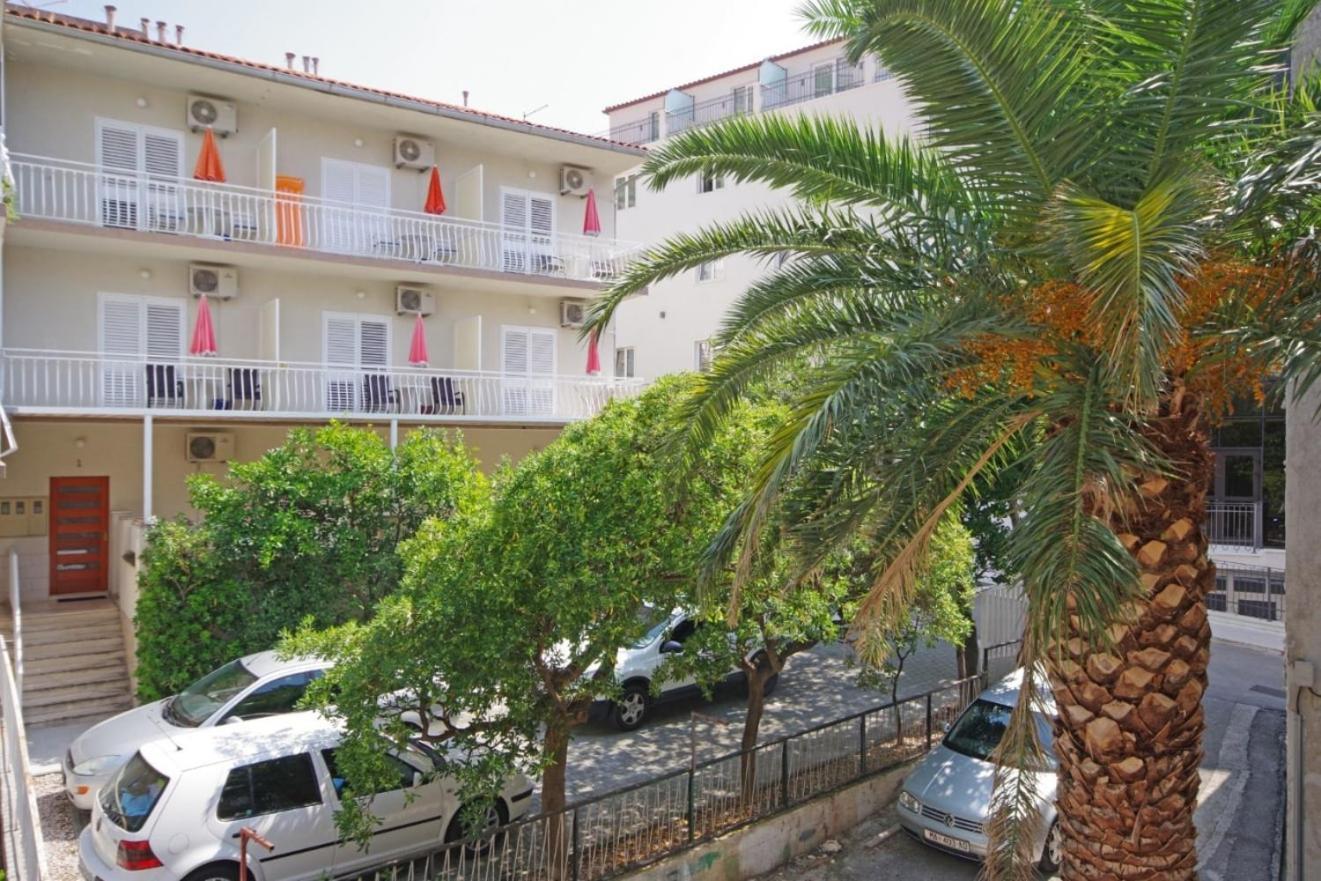 Villa Antonia Baska Voda Luaran gambar